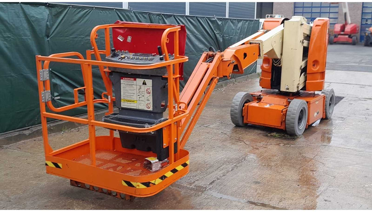 JLG E300AJP - Aerial platform: picture 1 JLG E300AJP - Aerial platform: picture 1