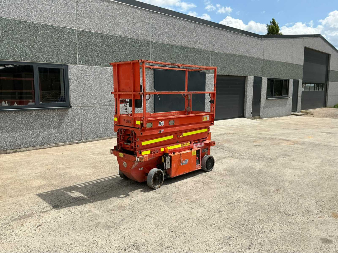 JLG R6 - Aerial platform: picture 1 JLG R6 - Aerial platform: picture 1