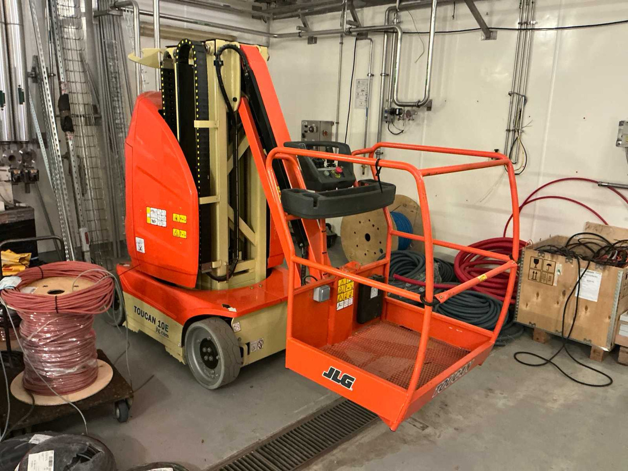 JLG Toucan 10 E - Aerial platform: picture 1 JLG Toucan 10 E - Aerial platform: picture 1
