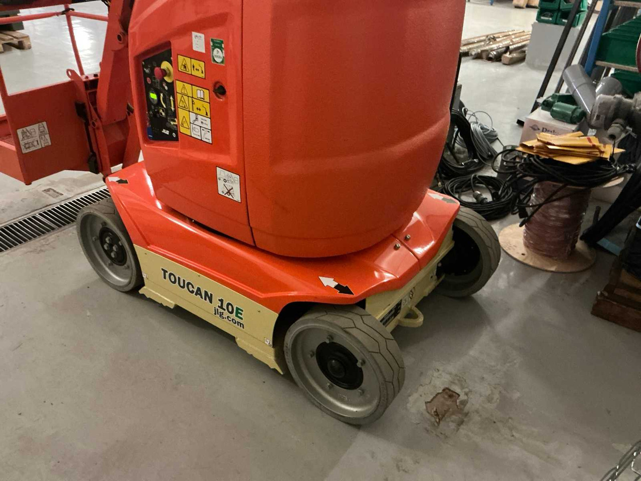 JLG Toucan 10 E - Aerial platform: picture 5 JLG Toucan 10 E - Aerial platform: picture 5