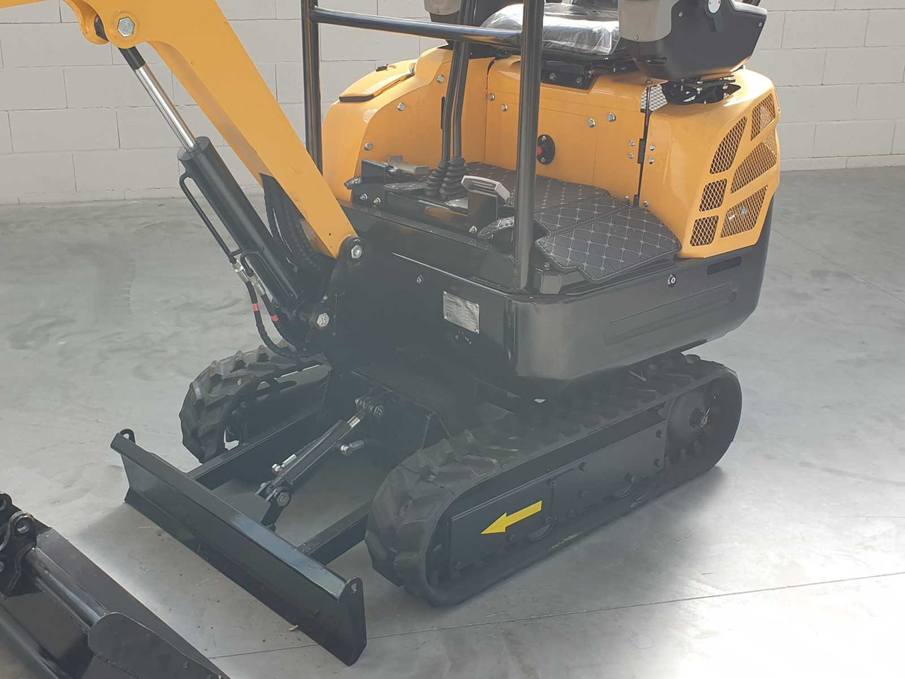 JPC - Mini excavator: picture 4 JPC - Mini excavator: picture 4