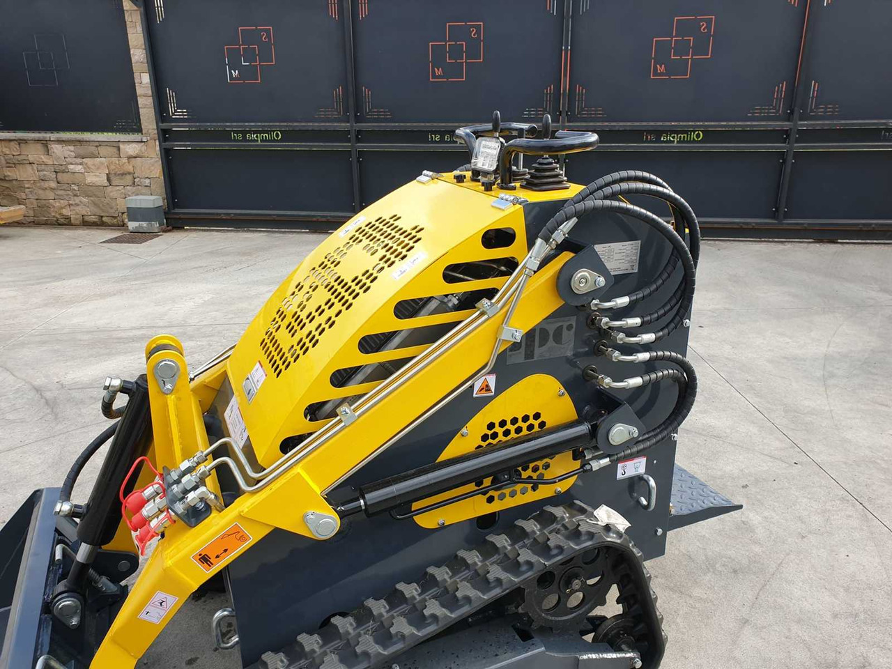JPC - Wheel loader: picture 2 JPC - Wheel loader: picture 2