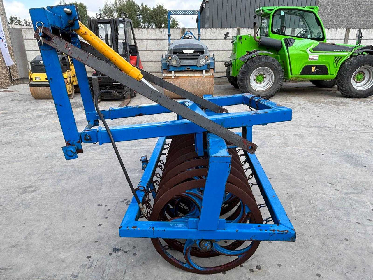 Jacalis - Farm roller: picture 2 Jacalis - Farm roller: picture 2