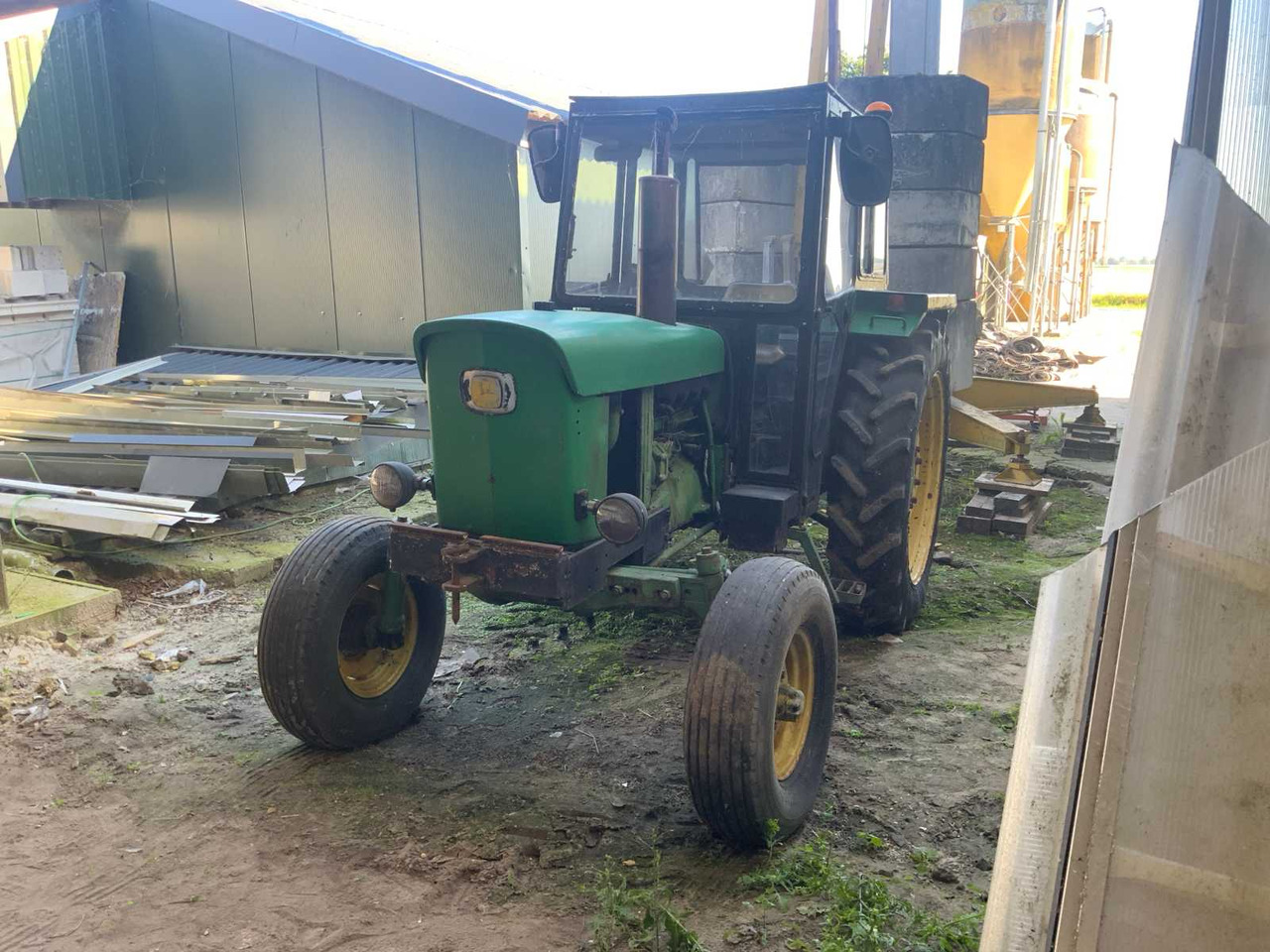 John Deere 42.19DL-01 - Farm tractor: picture 1 John Deere 42.19DL-01 - Farm tractor: picture 1