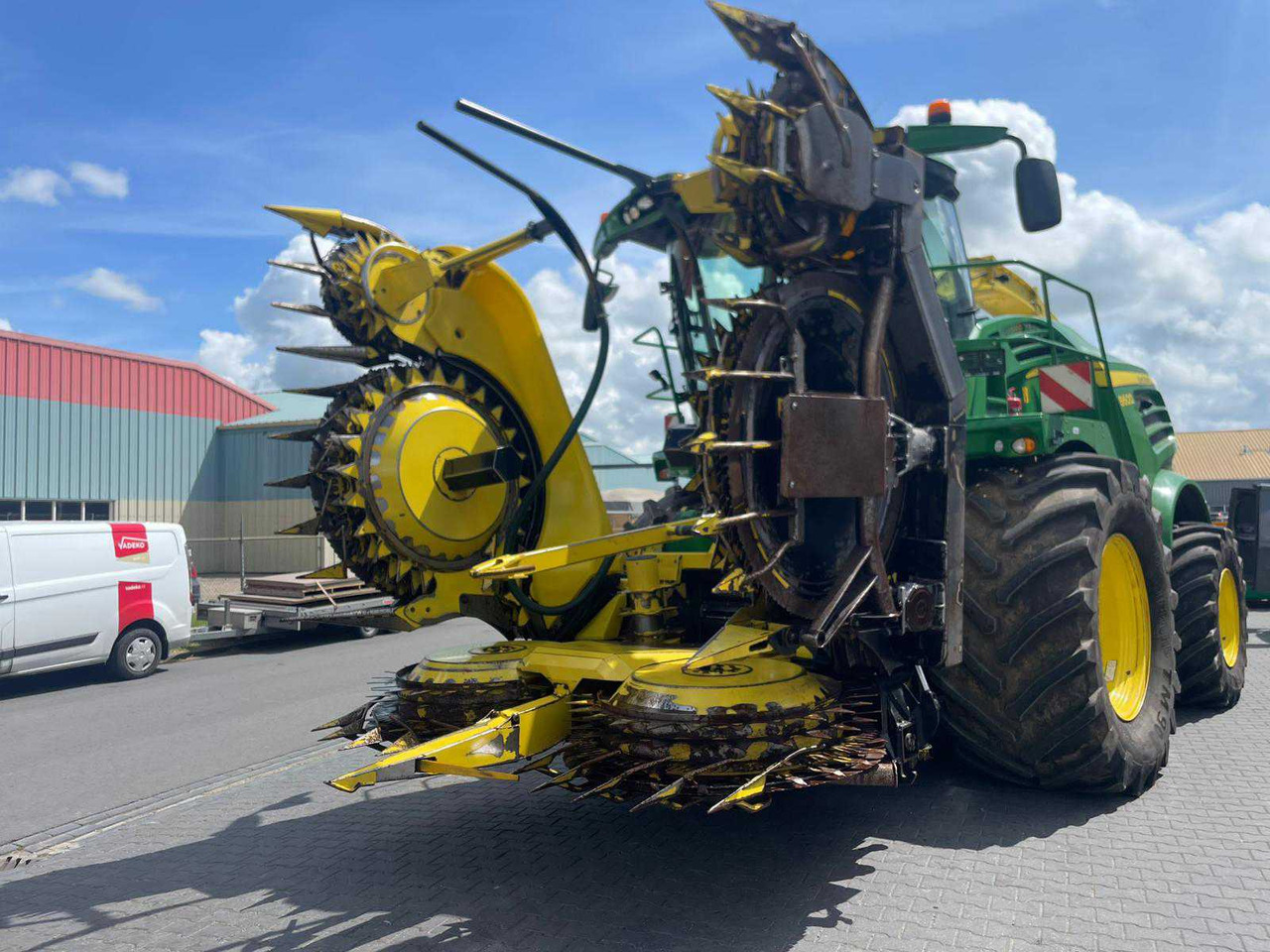 John Deere 475 Plus - Forage harvester: picture 1 John Deere 475 Plus - Forage harvester: picture 1