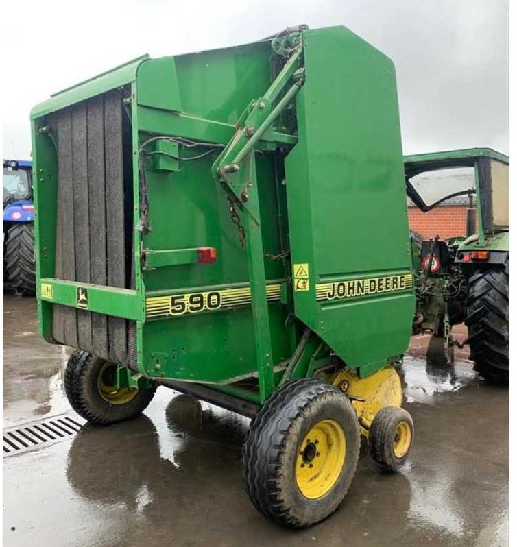John Deere 590 - Round baler: picture 4 John Deere 590 - Round baler: picture 4