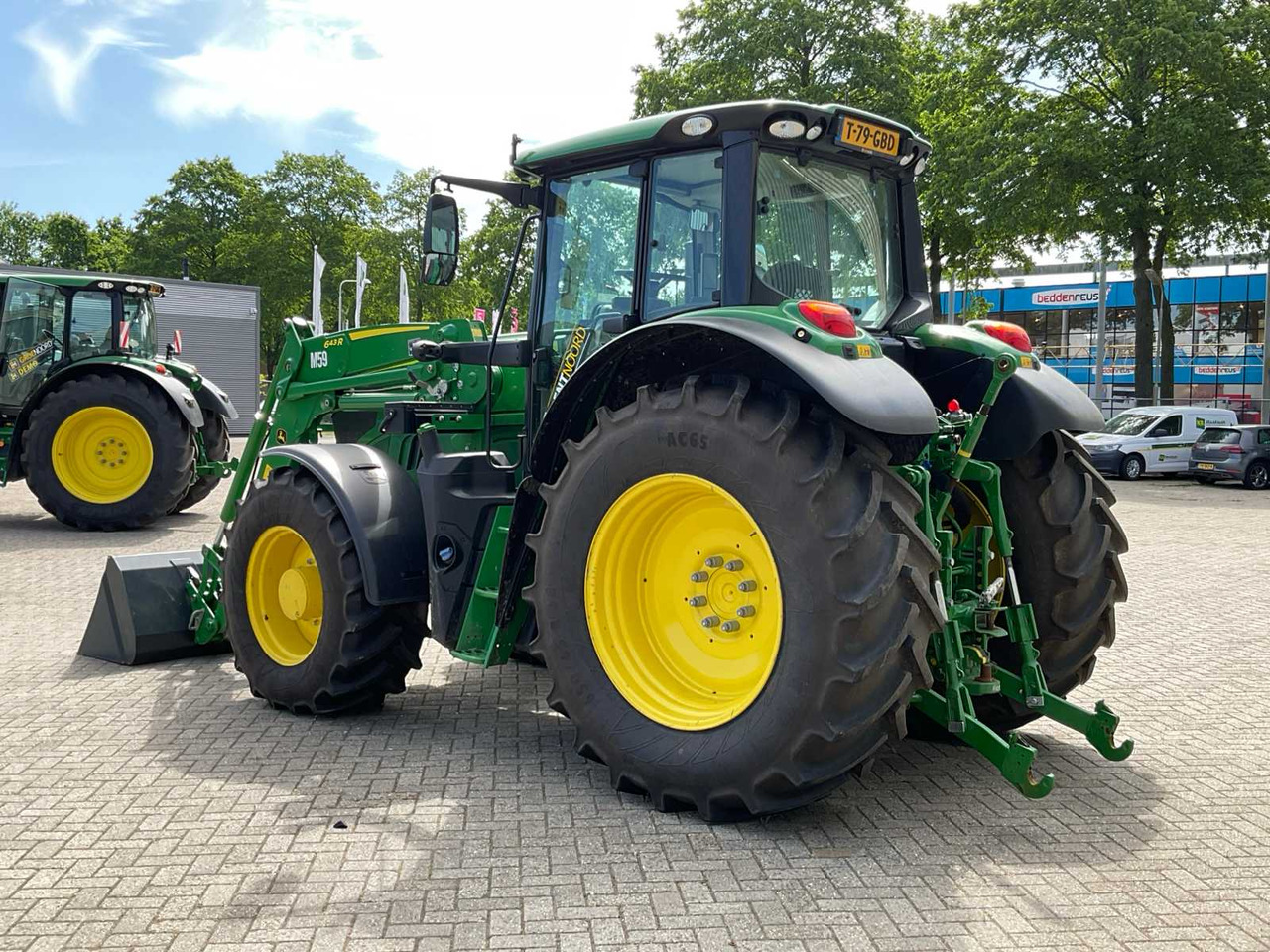 John Deere 6155M - Farm tractor: picture 5 John Deere 6155M - Farm tractor: picture 5