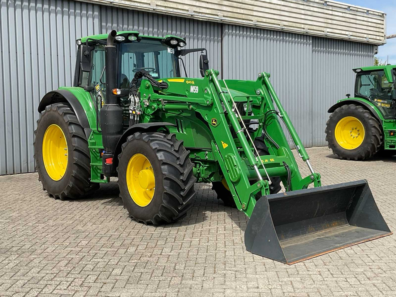 John Deere 6155M - Farm tractor: picture 2 John Deere 6155M - Farm tractor: picture 2