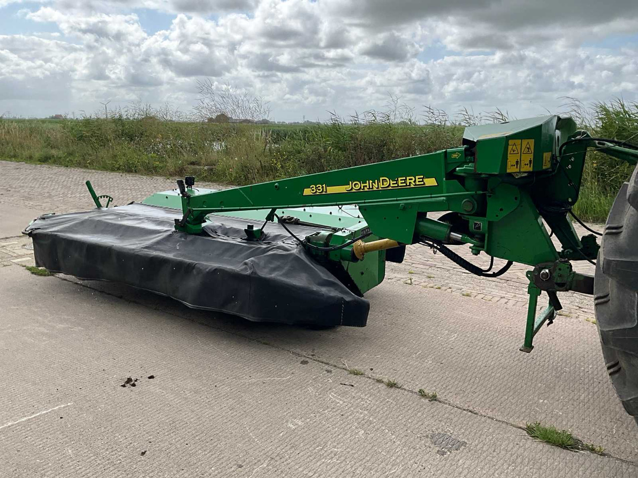 John Deere CC0 331 - Flail mower/ Mulcher: picture 1 John Deere CC0 331 - Flail mower/ Mulcher: picture 1