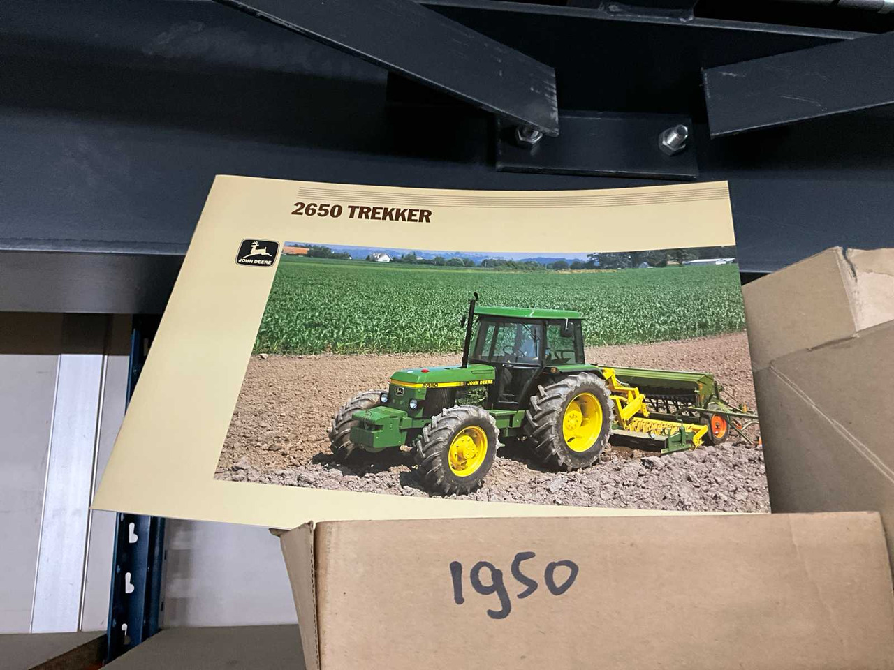 John Deere - Farm tractor: picture 2 John Deere - Farm tractor: picture 2