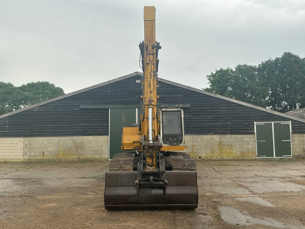 Kato HD823LC - Crawler excavator: picture 2 Kato HD823LC - Crawler excavator: picture 2