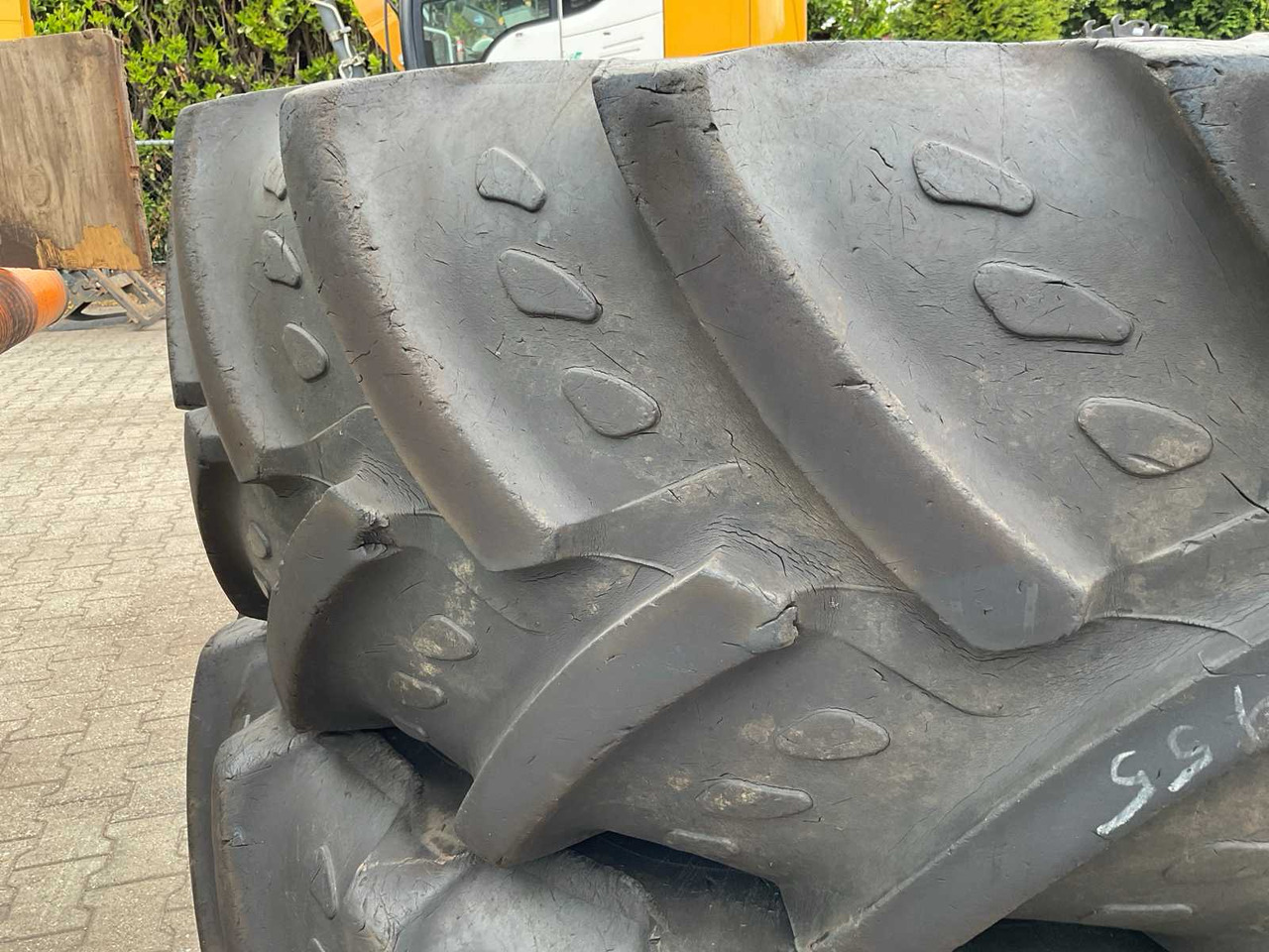 Kleber Traker - Wheels and tires for Farm tractor: picture 2 Kleber Traker - Wheels and tires for Farm tractor: picture 2