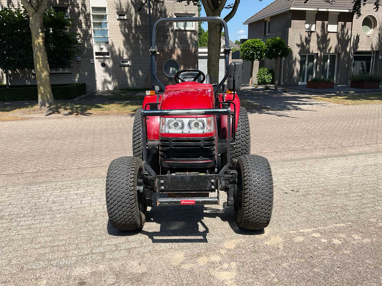 Knegt DF 304 G2 - Compact tractor: picture 2 Knegt DF 304 G2 - Compact tractor: picture 2