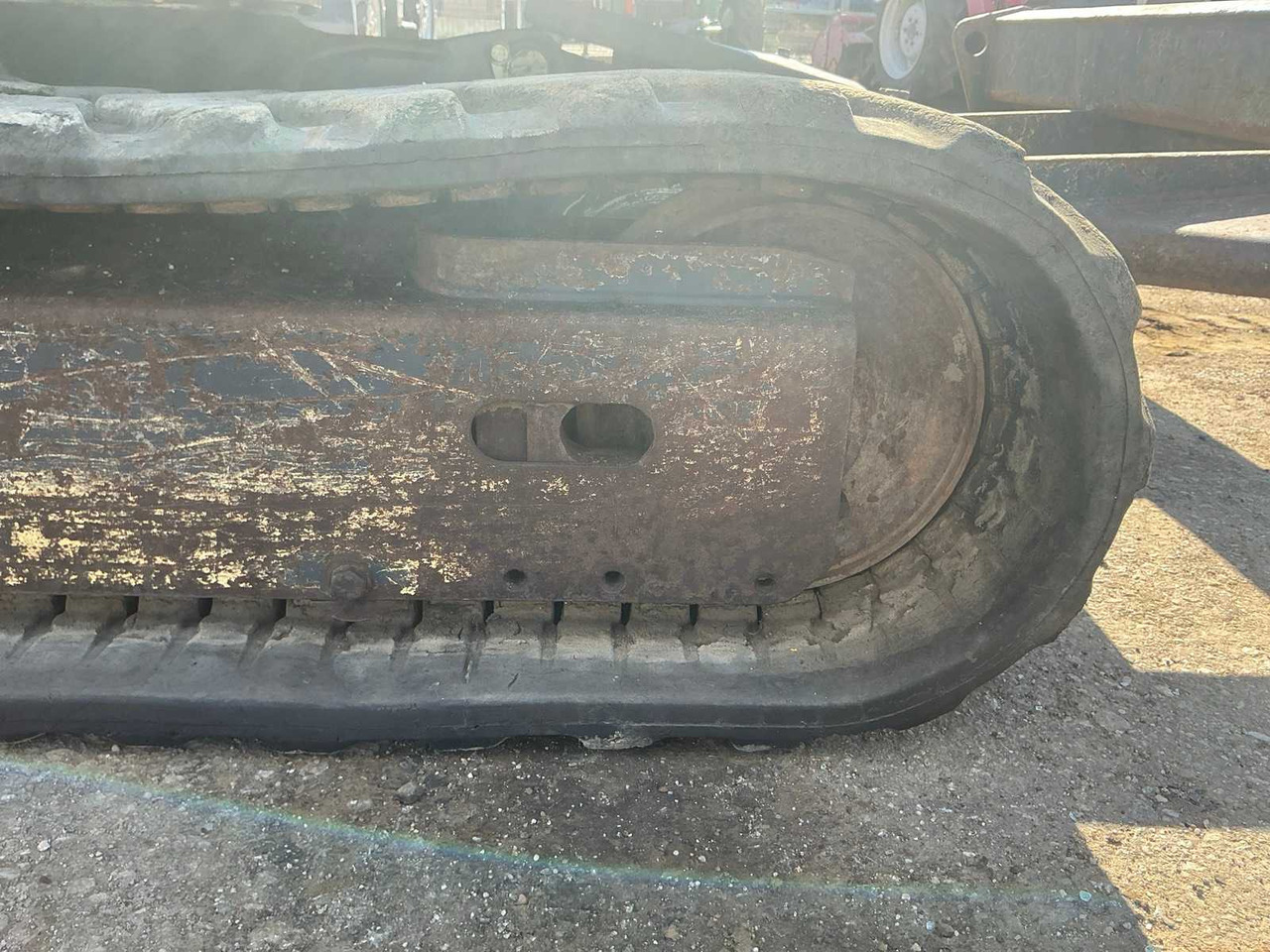 Mini excavator Komatsu PC 27 MR-2: picture 19