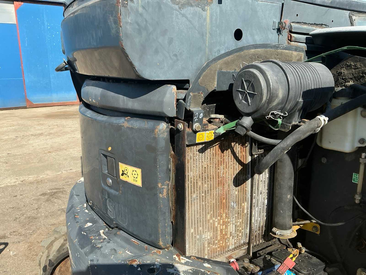 Mini excavator Komatsu PC 27 MR-2: picture 34