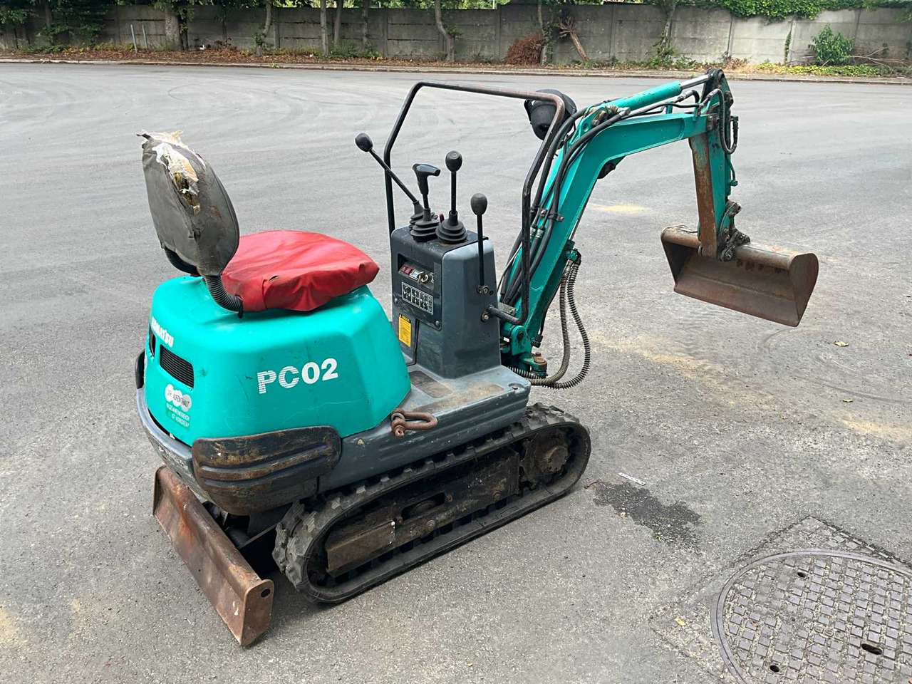 Komatsu PC02 - Mini excavator: picture 1 Komatsu PC02 - Mini excavator: picture 1