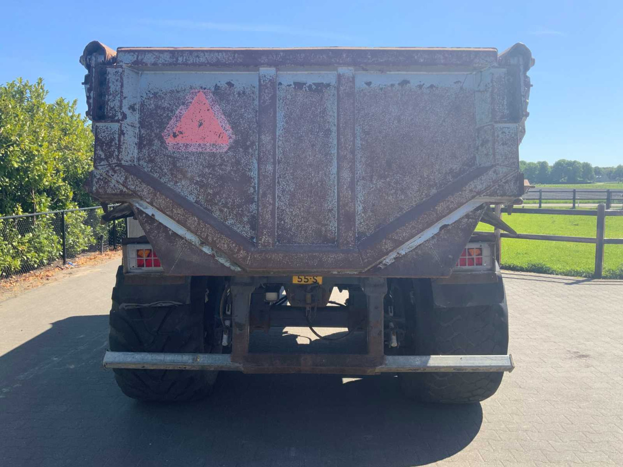 Krampe HP-20 - Farm tipping trailer/ Dumper: picture 3 Krampe HP-20 - Farm tipping trailer/ Dumper: picture 3