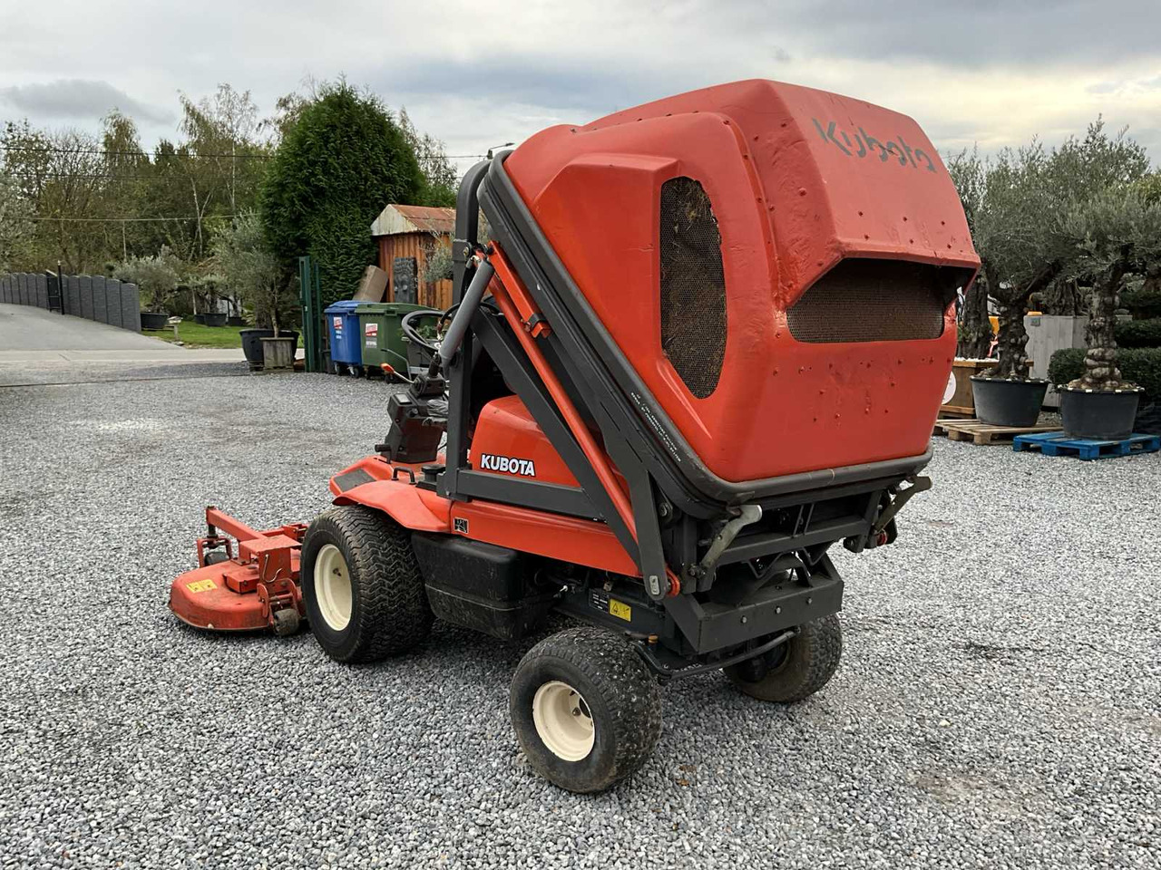 Kubota F3560 - Garden mower: picture 3 Kubota F3560 - Garden mower: picture 3