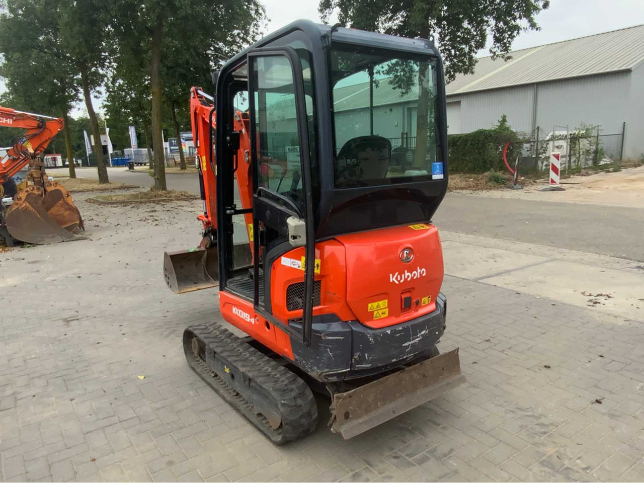 Kubota KX019-4 - Mini excavator: picture 2 Kubota KX019-4 - Mini excavator: picture 2