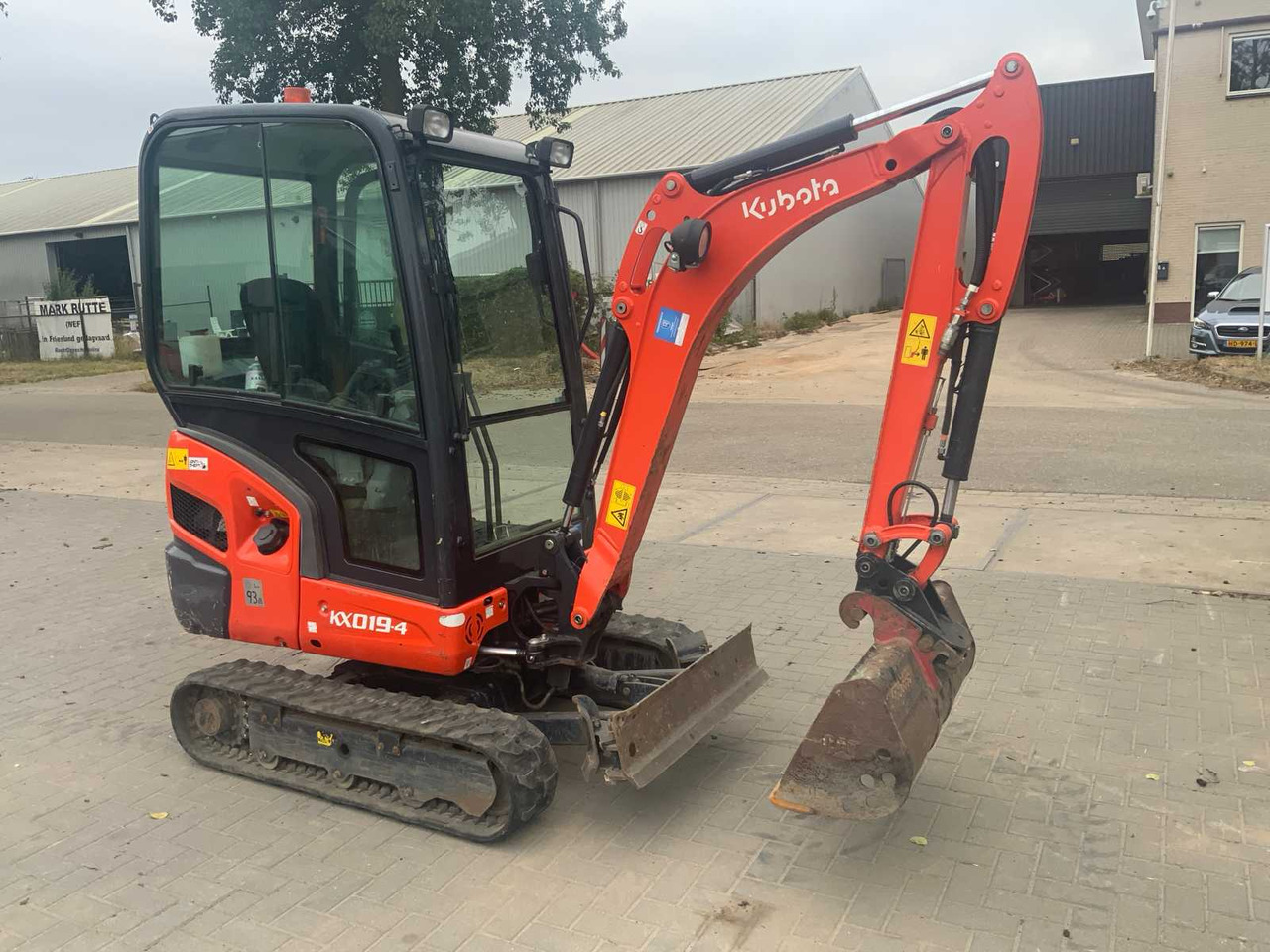 Kubota KX019-4 - Mini excavator: picture 3 Kubota KX019-4 - Mini excavator: picture 3