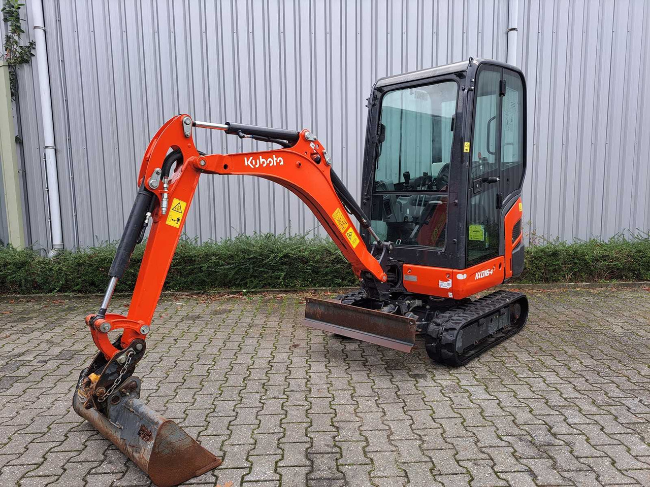 Kubota KX16-04 - Mini excavator: picture 1 Kubota KX16-04 - Mini excavator: picture 1