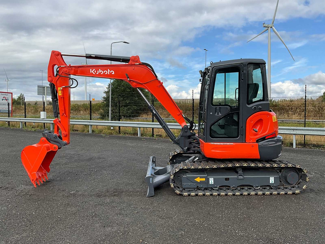 Kubota KX163-5 - Crawler excavator: picture 2 Kubota KX163-5 - Crawler excavator: picture 2