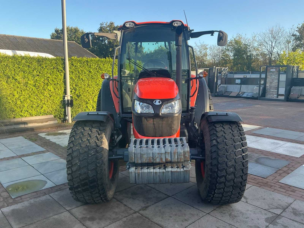 Kubota M12 M8560-H-C - Farm tractor: picture 2 Kubota M12 M8560-H-C - Farm tractor: picture 2
