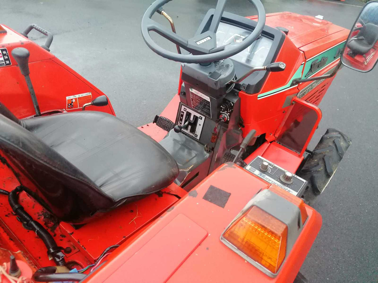 Kubota Sunshine L1-225 - Compact tractor: picture 5 Kubota Sunshine L1-225 - Compact tractor: picture 5