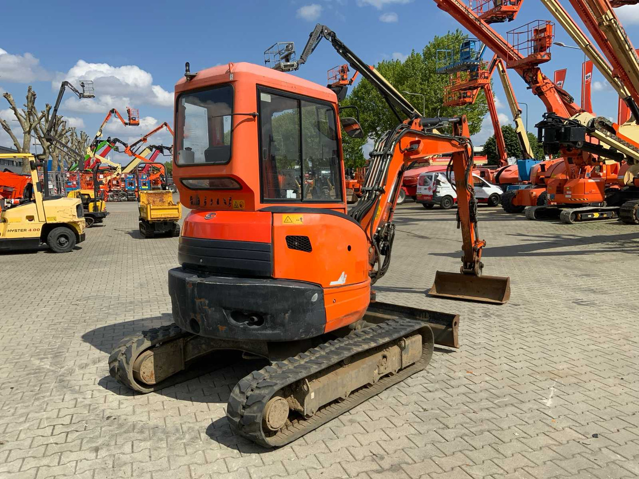 Kubota U35-3A3 - Mini excavator: picture 5 Kubota U35-3A3 - Mini excavator: picture 5