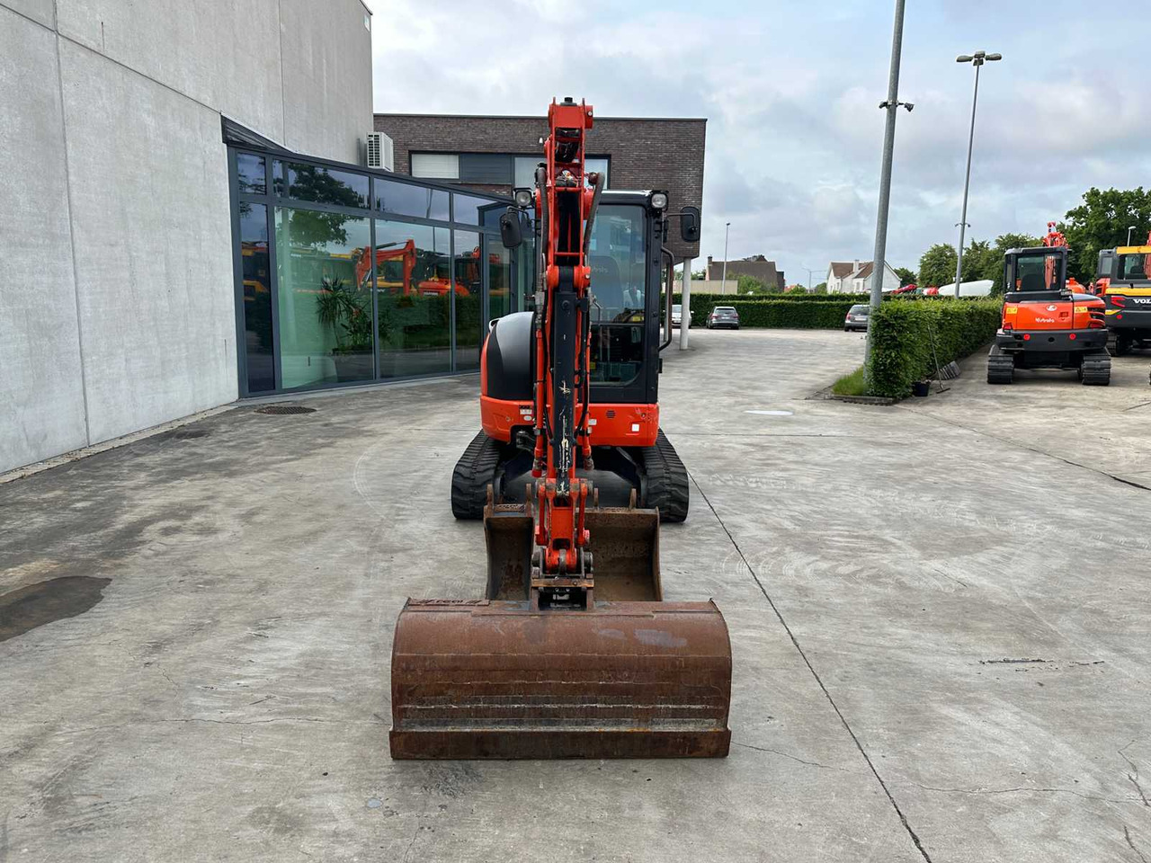 Kubota U36-4 - Mini excavator: picture 2 Kubota U36-4 - Mini excavator: picture 2