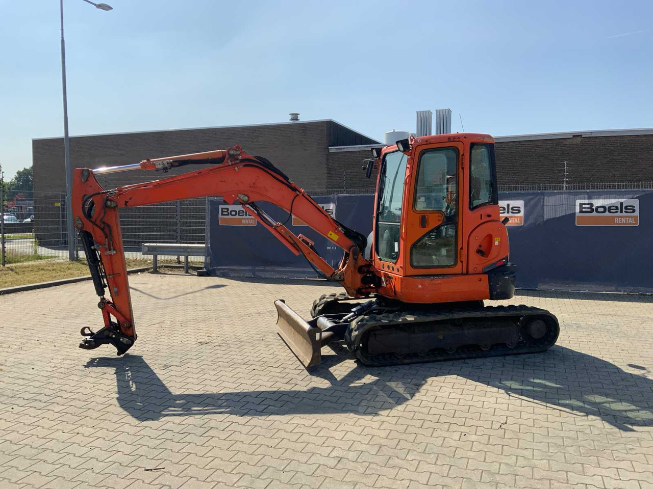 Kubota U55-4 KGLS2 - Mini excavator: picture 3 Kubota U55-4 KGLS2 - Mini excavator: picture 3
