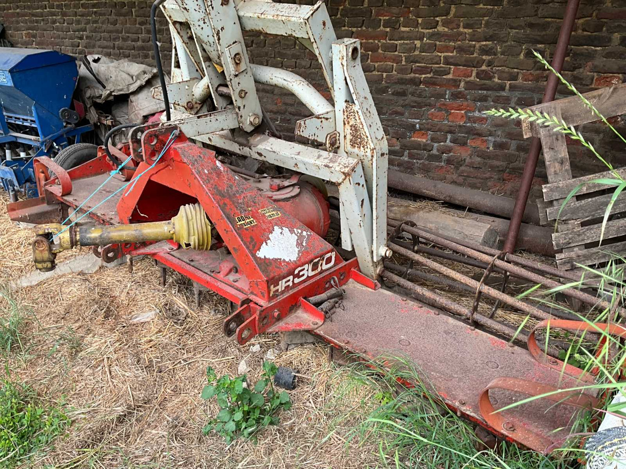 Kuhn HR300 - Power harrow: picture 1 Kuhn HR300 - Power harrow: picture 1
