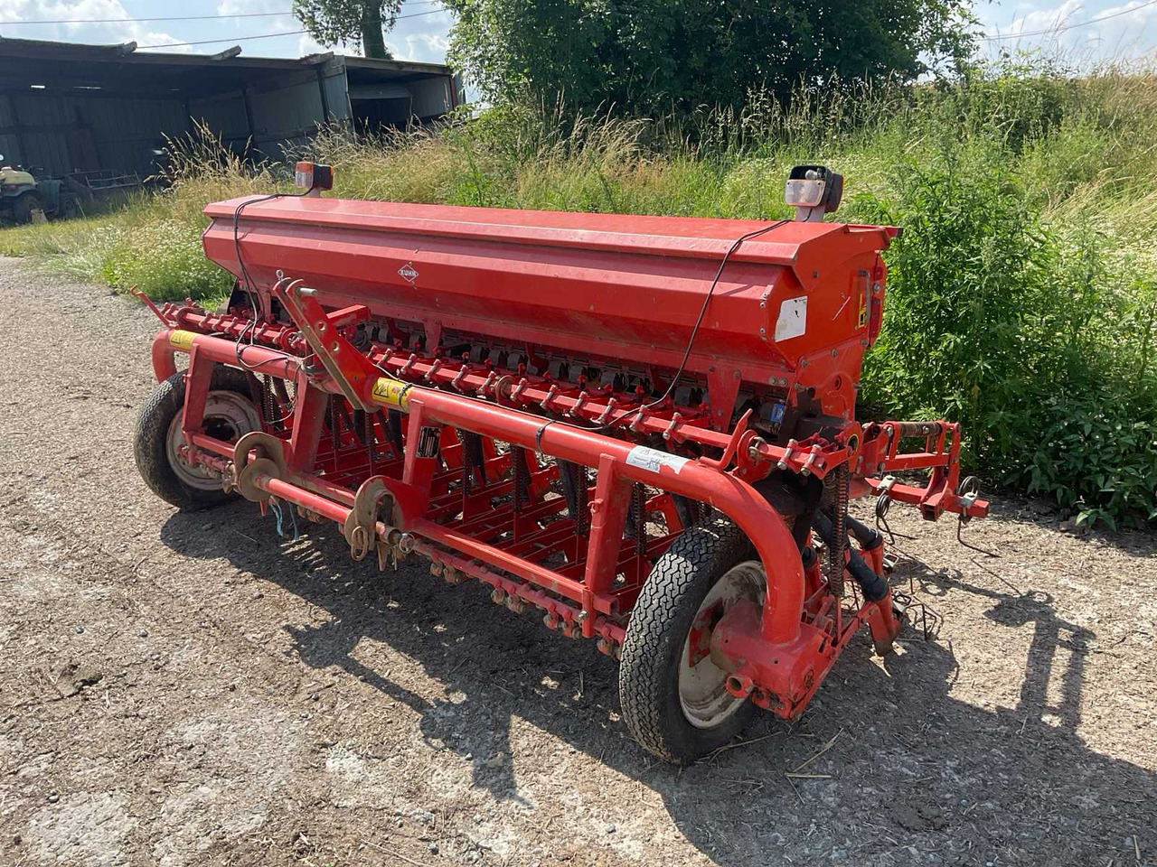 Kuhn K1353 - Sowing equipment: picture 3 Kuhn K1353 - Sowing equipment: picture 3