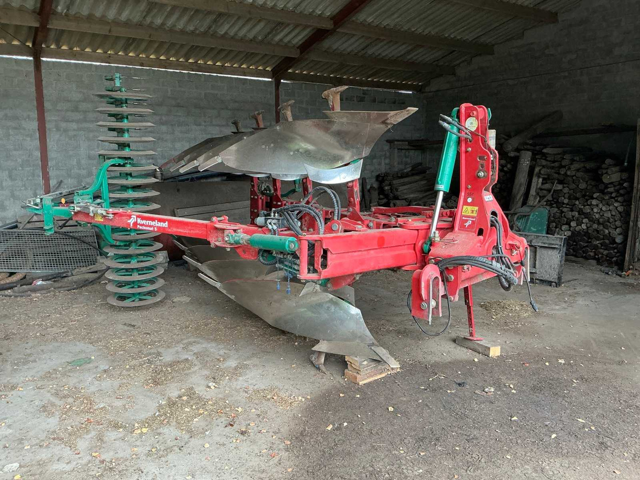 Kverneland LB 100 Packomat S - Plow: picture 4 Kverneland LB 100 Packomat S - Plow: picture 4