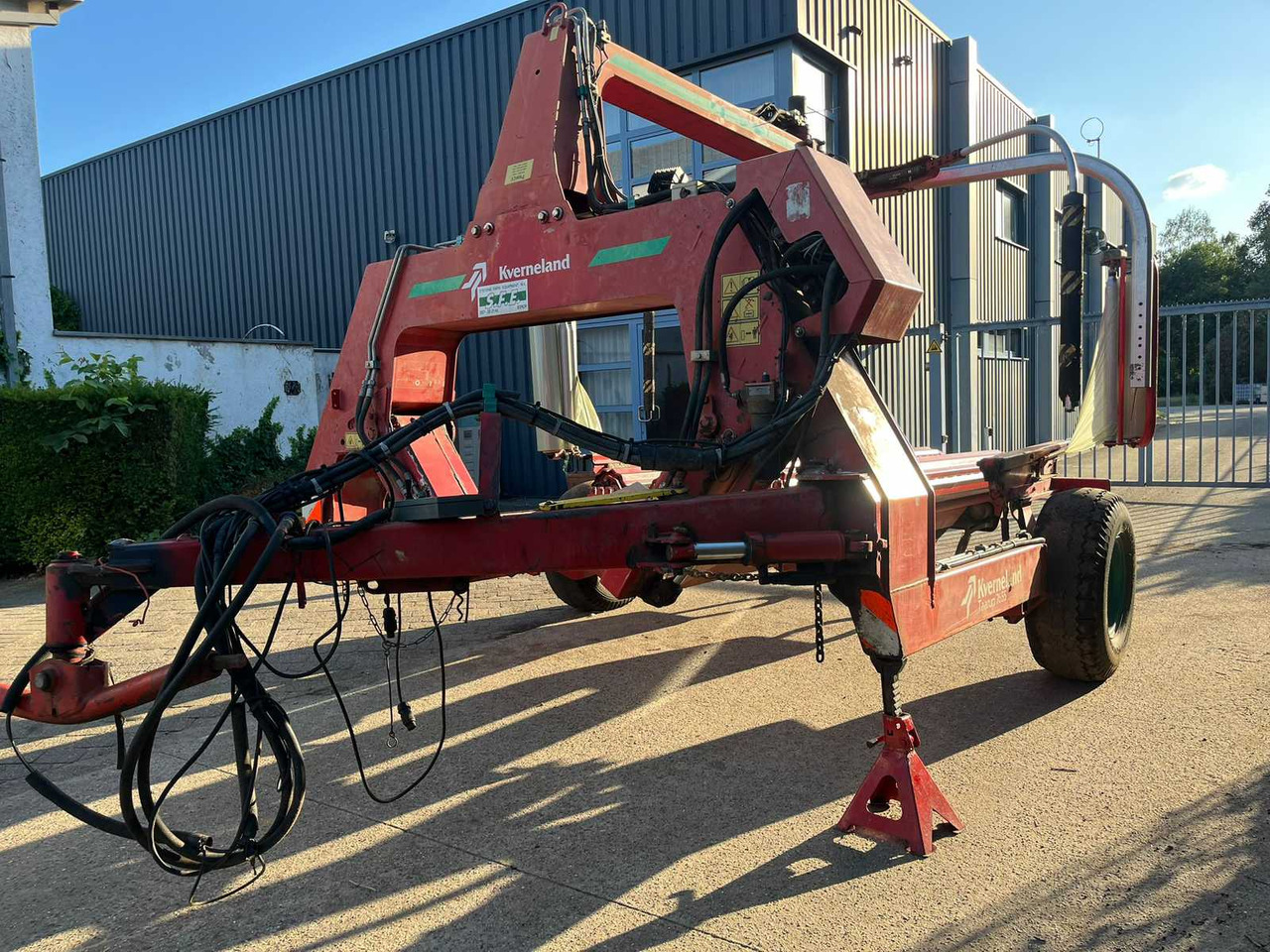 Kverneland Taarup 7566 - Bale wrapper: picture 1 Kverneland Taarup 7566 - Bale wrapper: picture 1