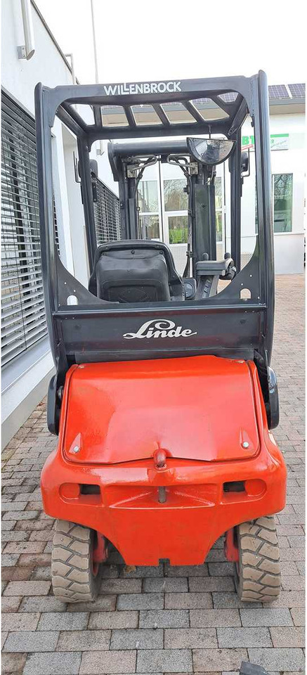 LINDE - E16P-02 - 2005 - FORKLIFT TRUCKS - Forklift: picture 2 LINDE - E16P-02 - 2005 - FORKLIFT TRUCKS - Forklift: picture 2