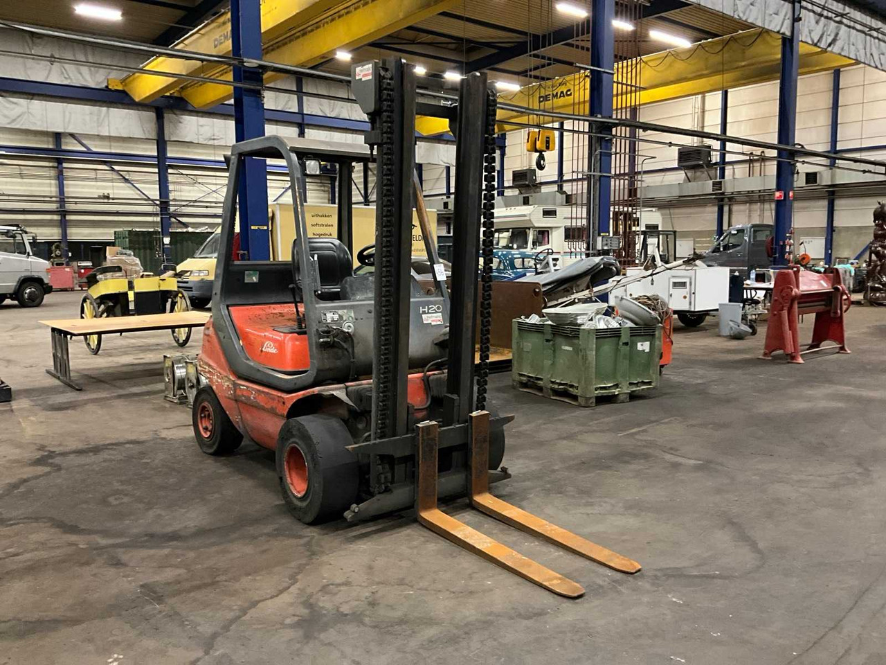LINDE H20T-02 FORKLIFT - Forklift: picture 3 LINDE H20T-02 FORKLIFT - Forklift: picture 3