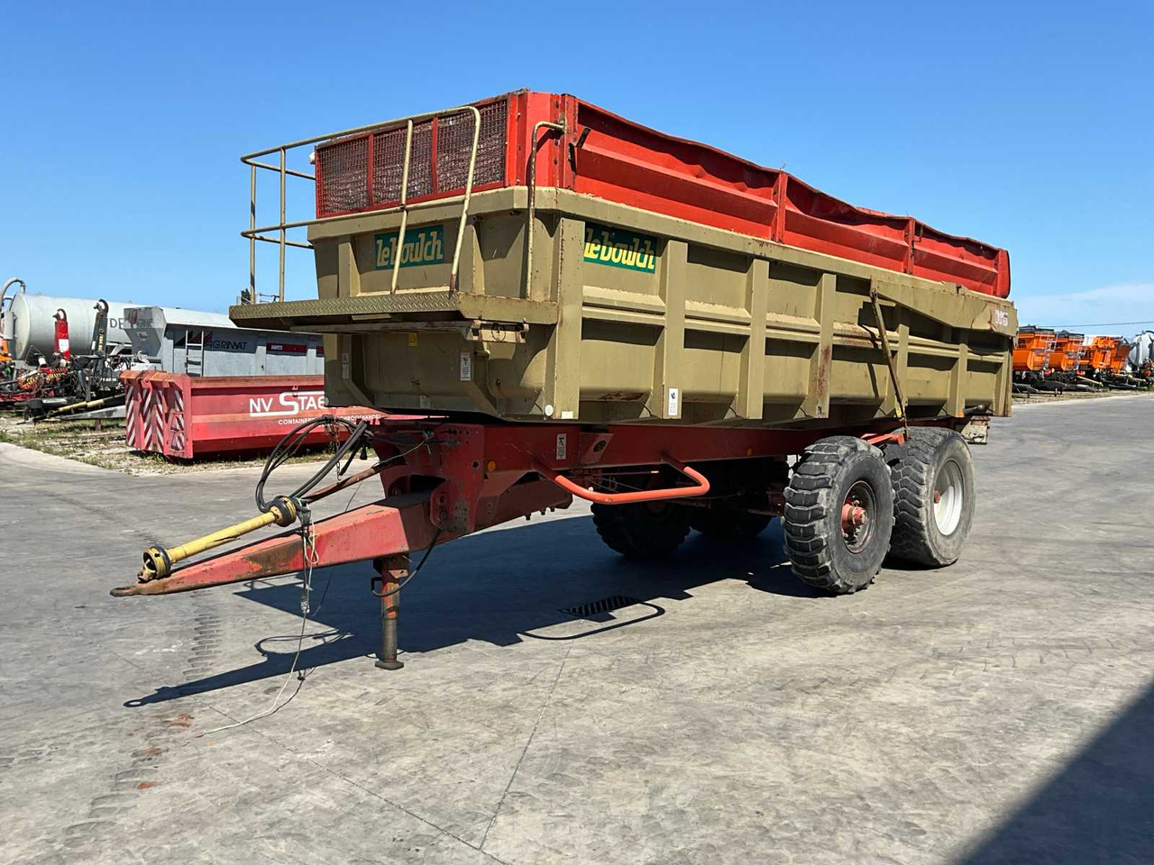 Le Boulch A1700B - Farm tipping trailer/ Dumper: picture 2 Le Boulch A1700B - Farm tipping trailer/ Dumper: picture 2