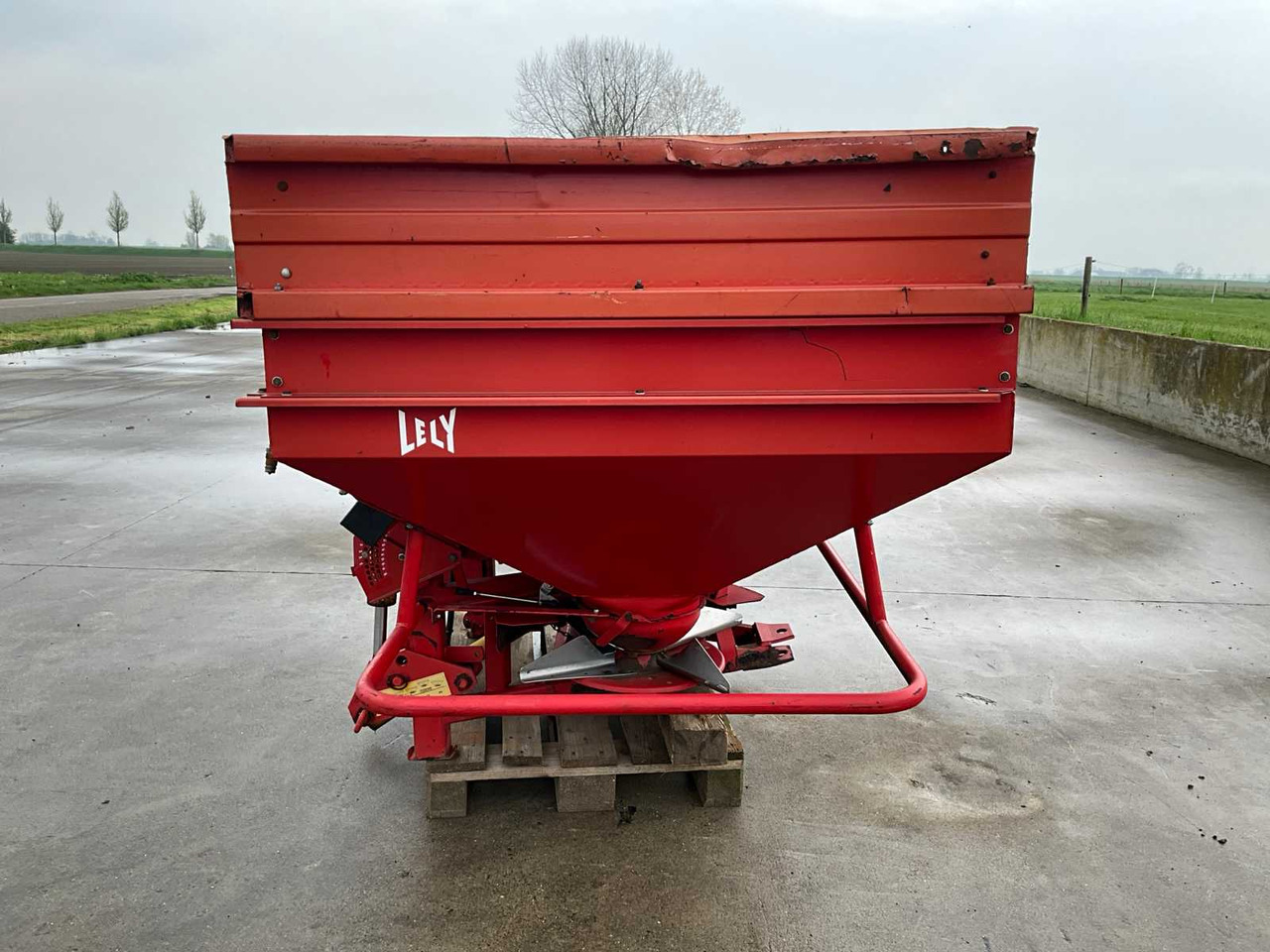 Lely Centerliner SL - Fertilizer spreader: picture 4 Lely Centerliner SL - Fertilizer spreader: picture 4