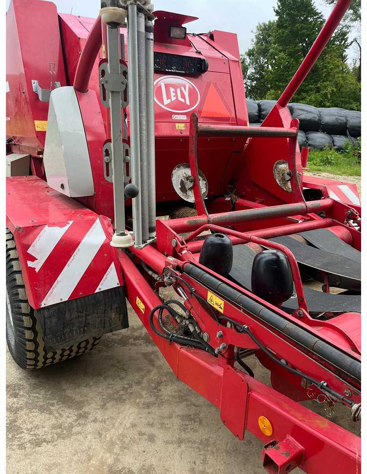 Lely Double Action 235 Profi - Round baler, Bale wrapper: picture 2 Lely Double Action 235 Profi - Round baler, Bale wrapper: picture 2