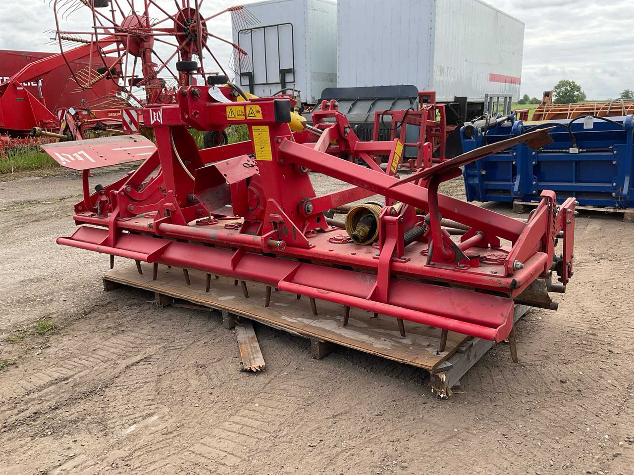 Lely Terra 300-25 Plus - Power harrow: picture 1 Lely Terra 300-25 Plus - Power harrow: picture 1