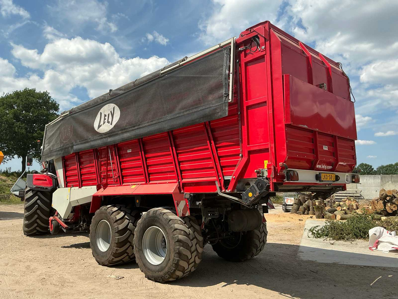 Lely Tigo XR75 - Self-loading wagon: picture 3 Lely Tigo XR75 - Self-loading wagon: picture 3
