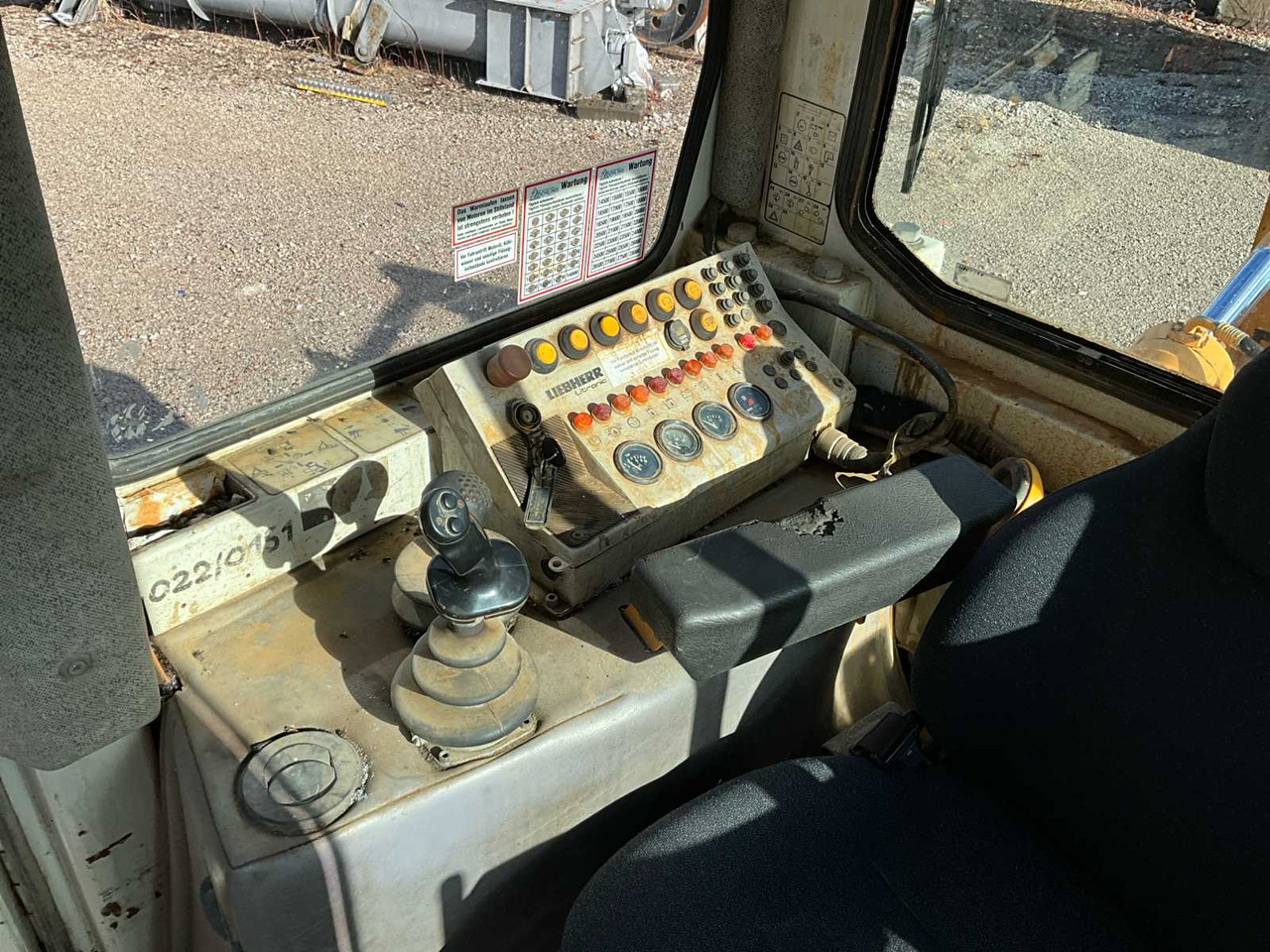 Bulldozer Liebherr PR752: picture 19