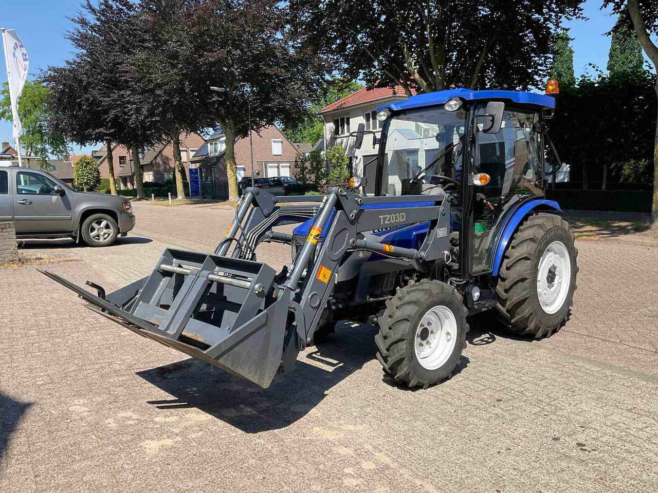 Lovol M404 - Compact tractor: picture 1 Lovol M404 - Compact tractor: picture 1