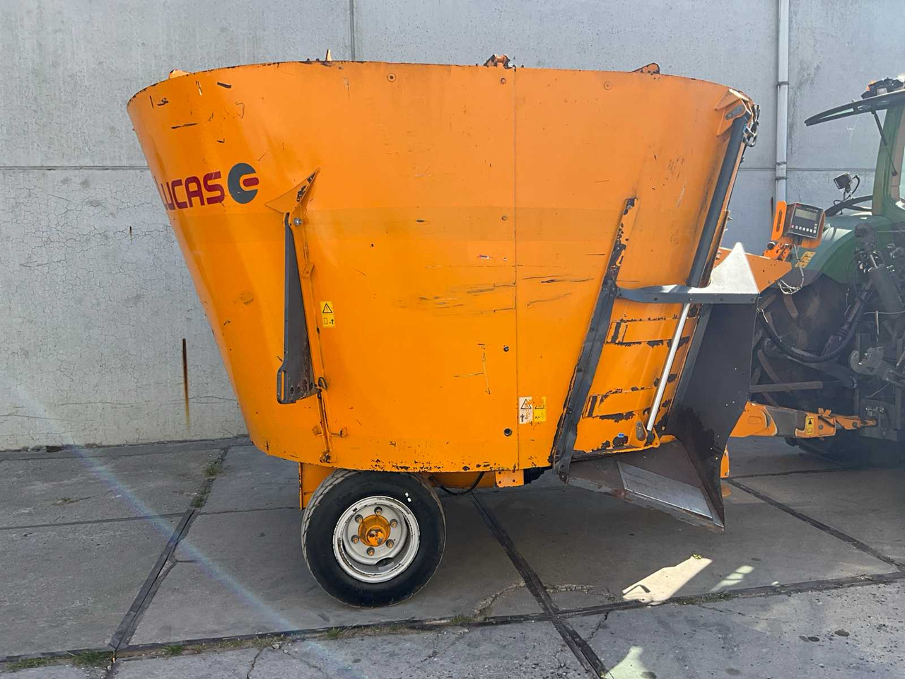 Lucas G Spirmix 110 - Forage mixer wagon: picture 4 Lucas G Spirmix 110 - Forage mixer wagon: picture 4