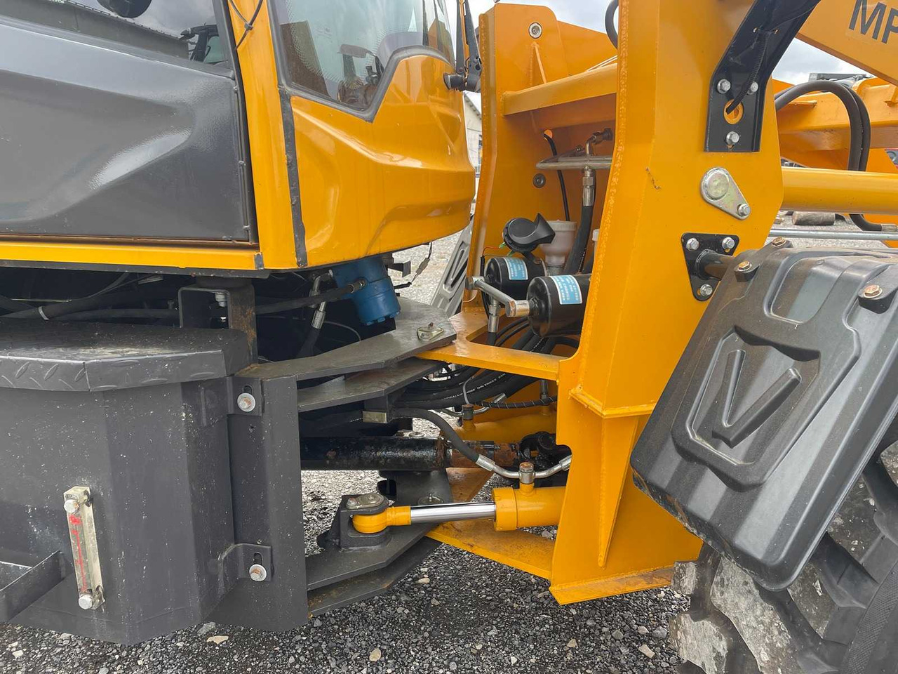Mach Pro MP-L300 - Wheel loader: picture 5 Mach Pro MP-L300 - Wheel loader: picture 5