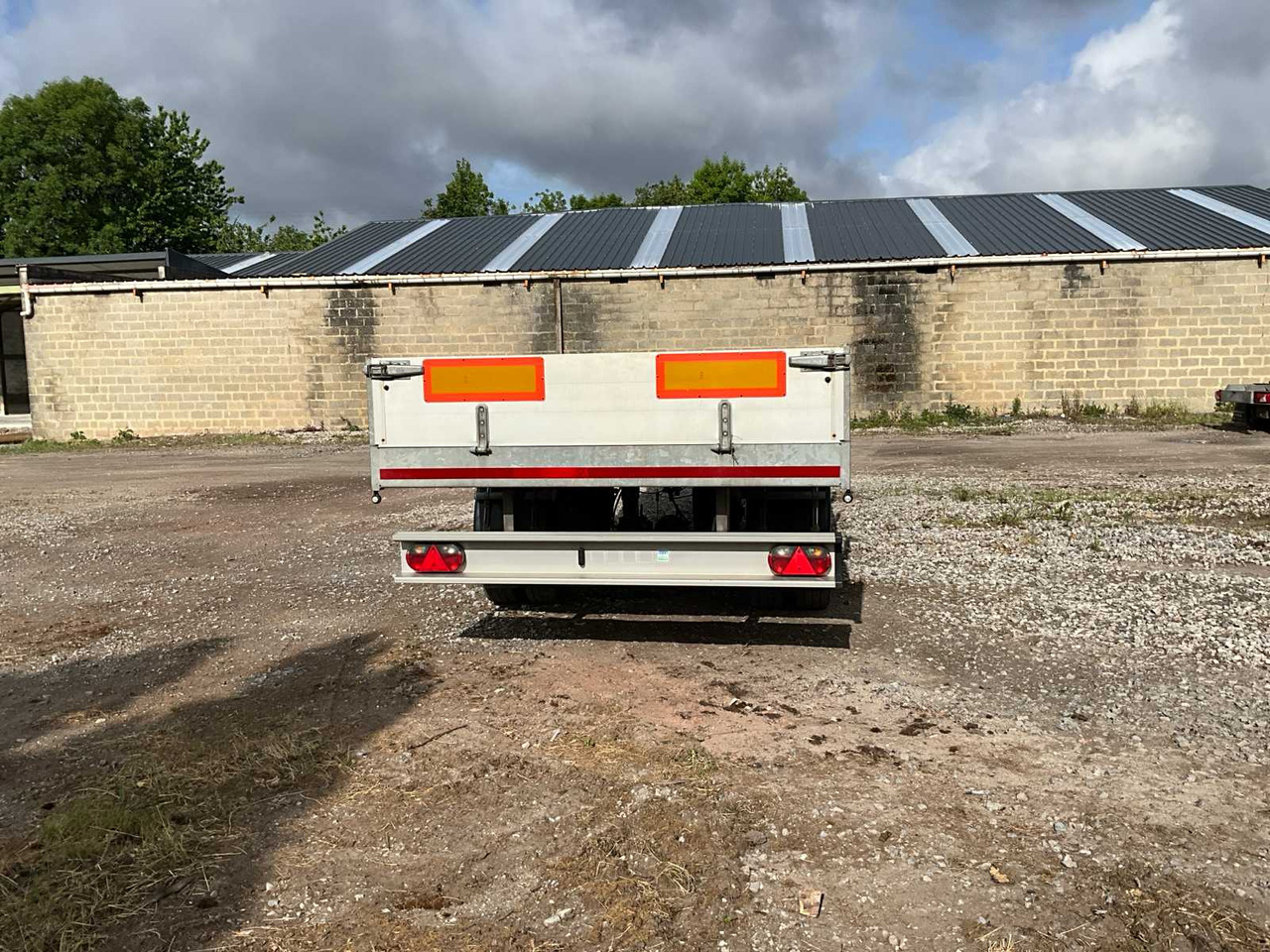 Mambour MU1A7 - Farm platform trailer: picture 4 Mambour MU1A7 - Farm platform trailer: picture 4