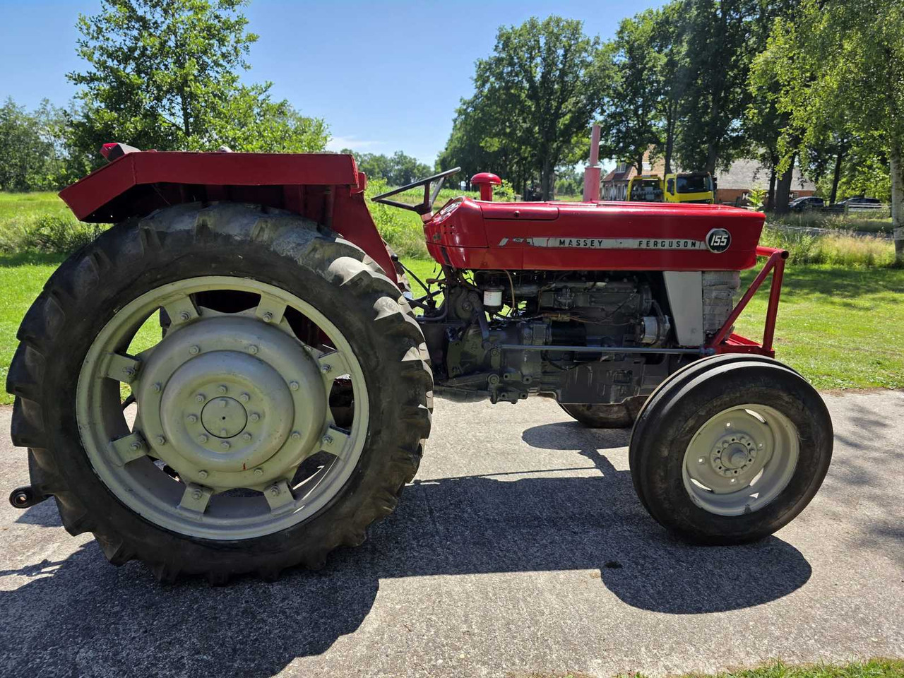 Massey Ferguson 155 - Farm tractor: picture 5 Massey Ferguson 155 - Farm tractor: picture 5