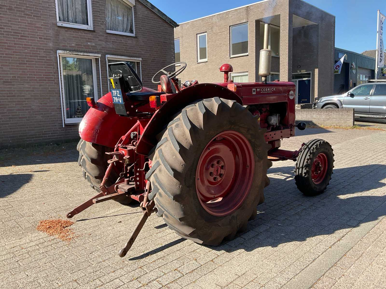 Mc cormick B450 - Farm tractor: picture 5 Mc cormick B450 - Farm tractor: picture 5