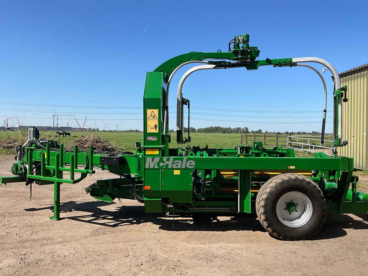 Mchale 998 - Bale wrapper: picture 4 Mchale 998 - Bale wrapper: picture 4